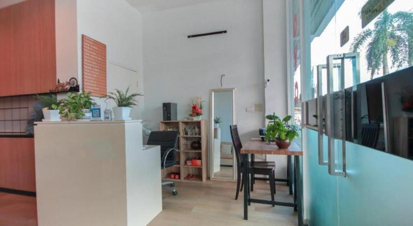 Oyo 1162 Chalong Home Place Extérieur photo